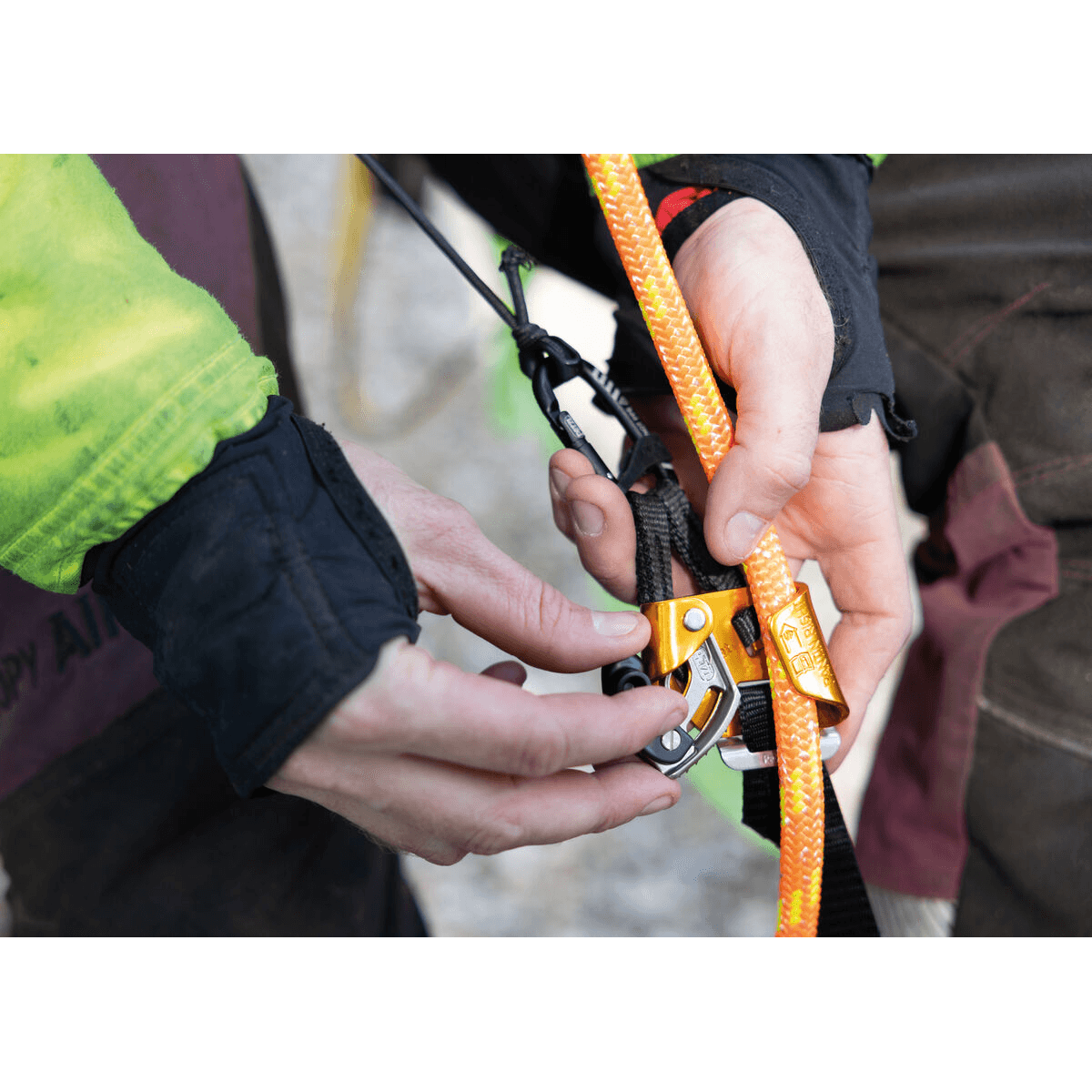 Petzl Knee Grab - Image 4